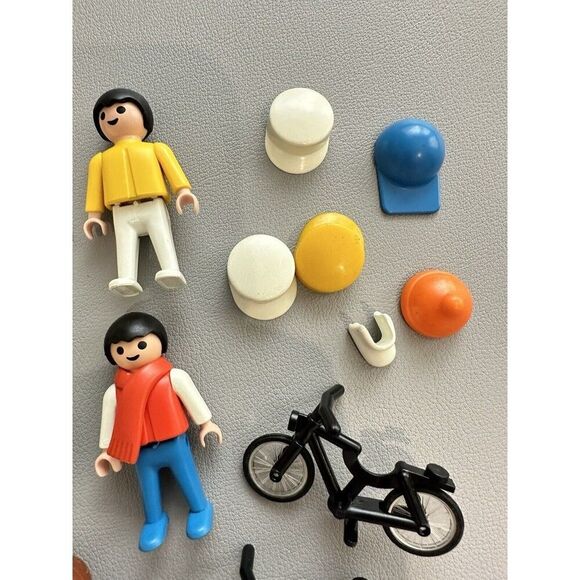 GEOBRA 2" Figurine People Clothes Toy Lot Vintage - Picture 8 of 9
